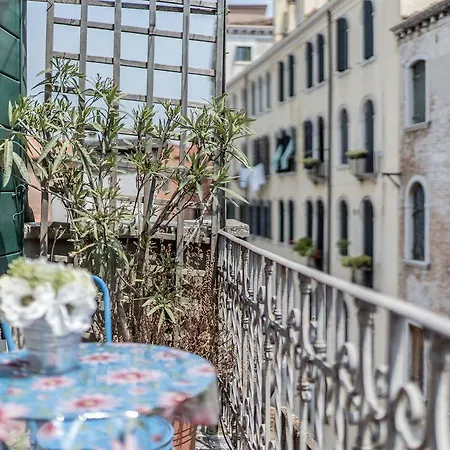 Three Terraces Apartment Venice