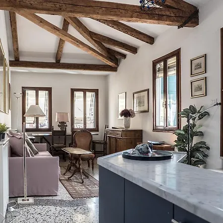 Apartment Three Terraces Venice