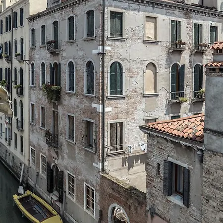 Three Terraces Апартаменты