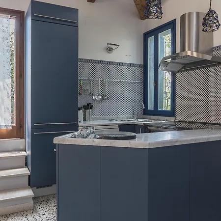 아파트 Three Terraces *