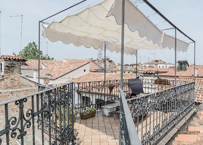 Three Terraces Apartman *