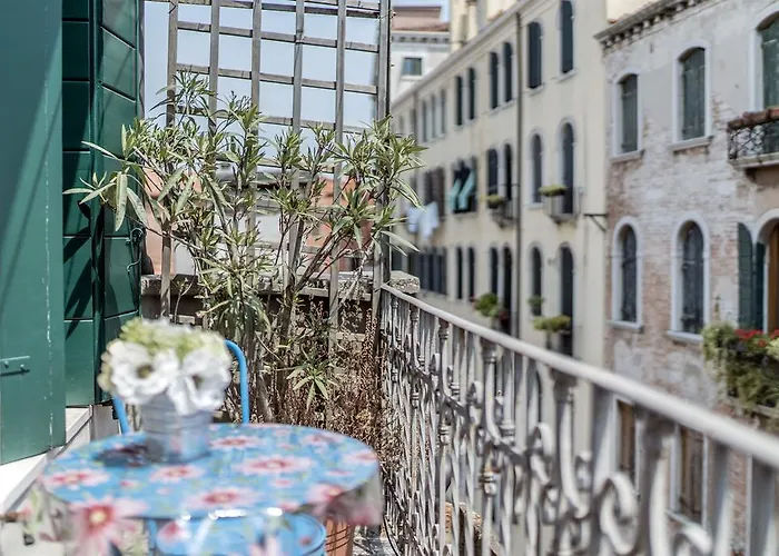 Three Terraces Apartman