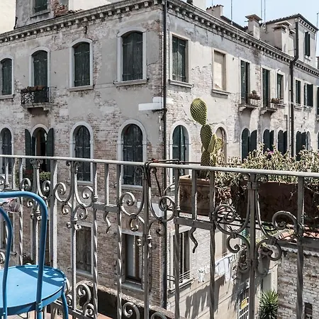 Three Terraces Apartment